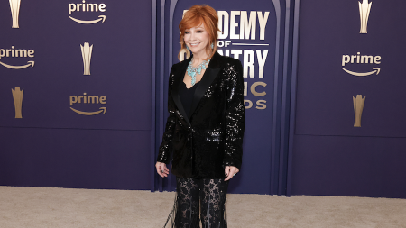 Reba McEntire on the red carpet at the 2024 ACM Awards 