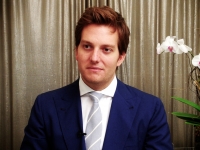Meet Cosmetic Dentist to the Stars, Dr. Michael Apa 