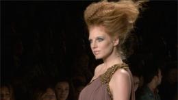 Summer Beauty Trend: GO BOLD Summer Beauty Trend: GO BOLD