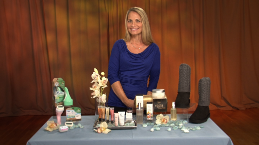 Play video Beauty Trend Alert: Simplicity