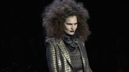 Play video Badgley Mischka Fall 2012