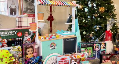 How to Save Big and Shop Conveniently This Holiday Season