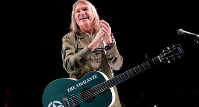 Mike Peters, frontman of The Alarm, dies at 66 after battle with cancer