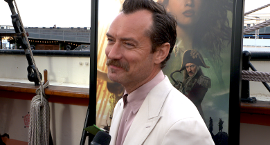 Jude Law on Taking on Role of Captain Hook in Peter Pan & Wendy