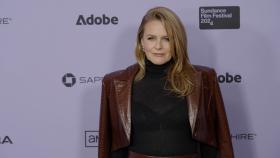 Clueless sequel series starring Alicia Silverstone in development at Peacock