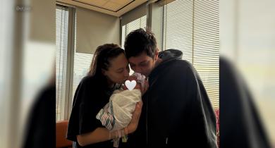 Pete Davidson and Elsie Hewitt welcome daughter, Scottie Rose, named in honor of his late father, N.Y. firefighter Scott Davidson