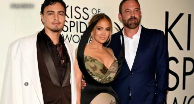 Jennifer Lopez and Ben Affleck reunite on the red carpet