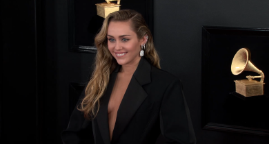 Jamie Lee Curtis Turns 67, Mark Ruffalo 58, Scarlett Johansson is 41, Miley Cyrus 33, Hailey Bieber Celebrates 29